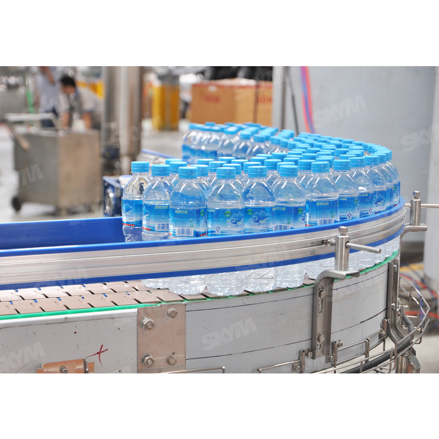 High Capacity 30000 Bottles One Hour Beverage Filling Machine 
